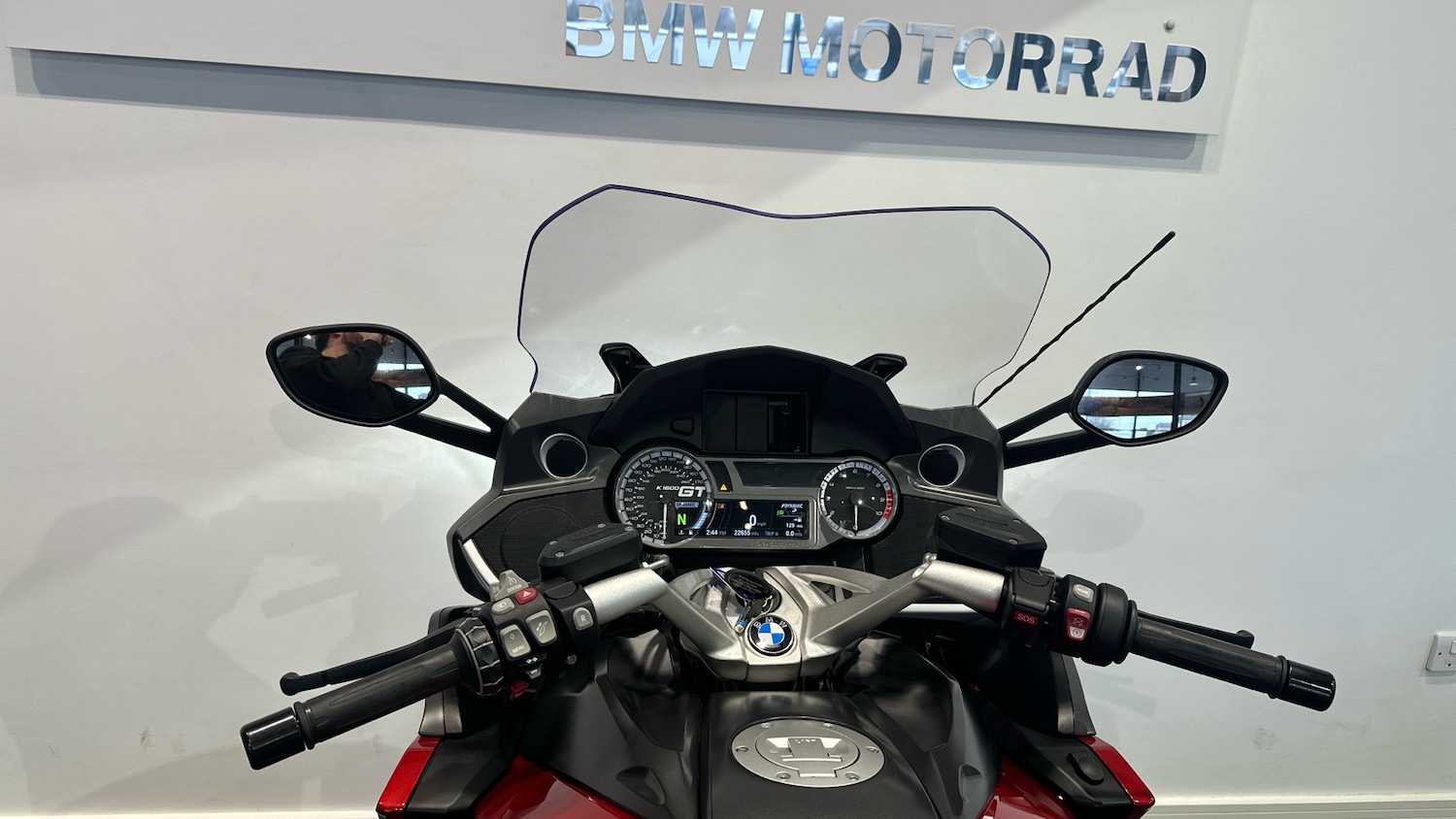 BMW K1600