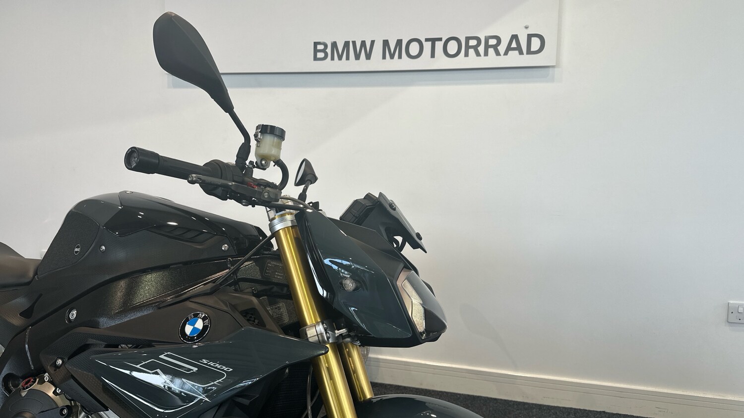 2018 BMW S1000 BMW S1000R SPORT (20MY) ROADSTER Petrol Manual - Picture 11 of 23