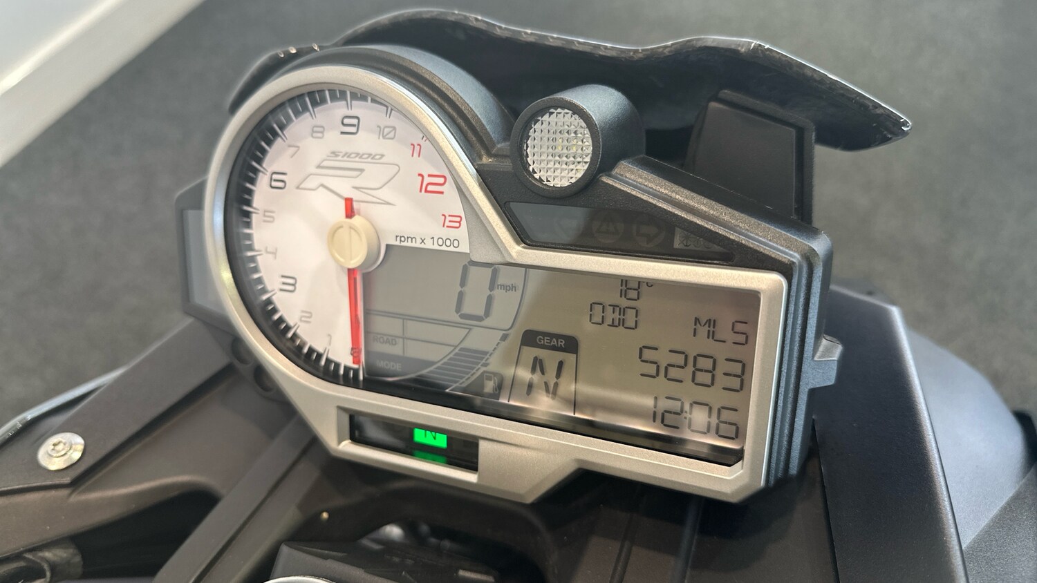 2018 BMW S1000 BMW S1000R SPORT (20MY) ROADSTER Petrol Manual - Picture 15 of 23