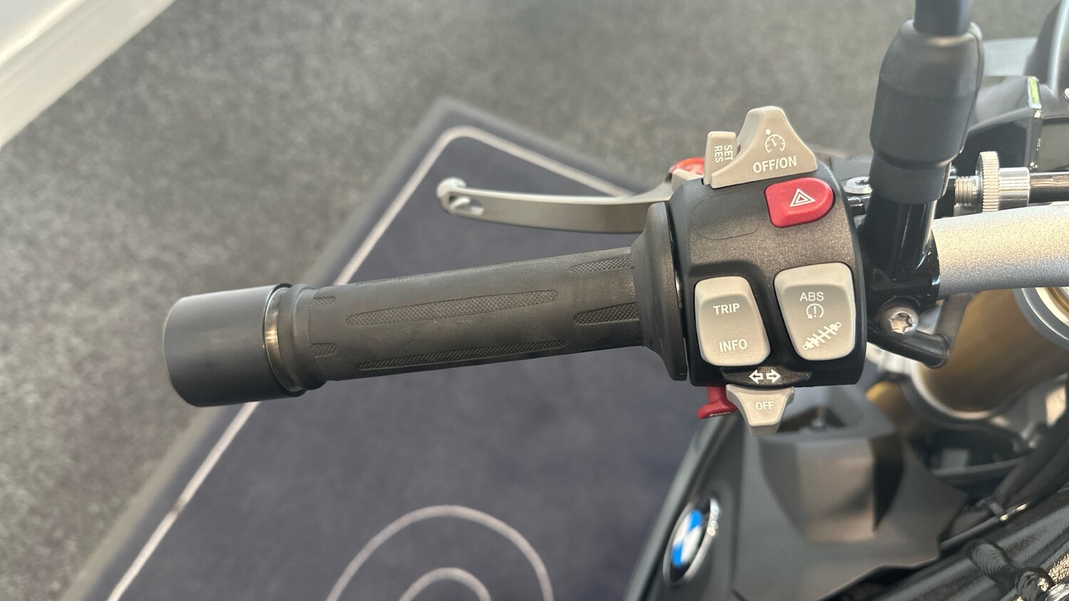 2018 BMW S1000 BMW S1000R SPORT (20MY) ROADSTER Petrol Manual - Picture 18 of 23
