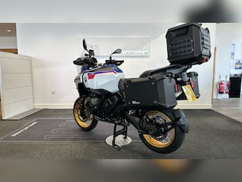 Used BMW R1300 2024 for sale - bike-79869142: Photo