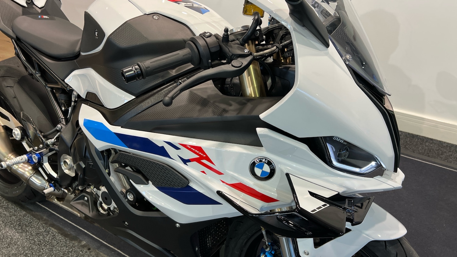 BMW S1000