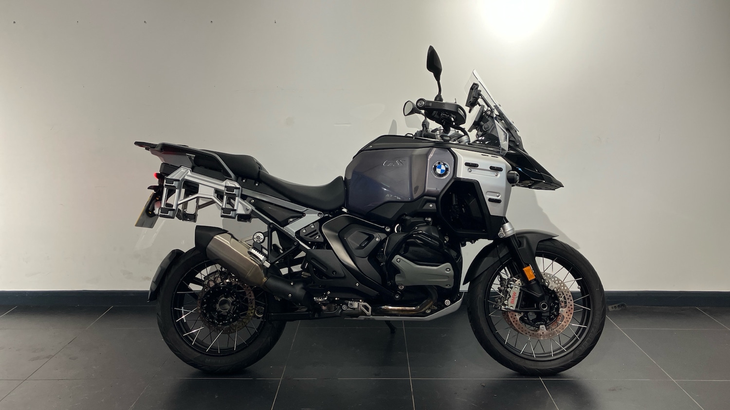 BMW R1300