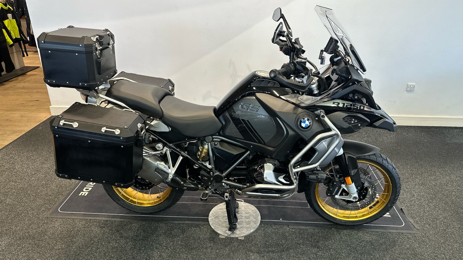 BMW R1250