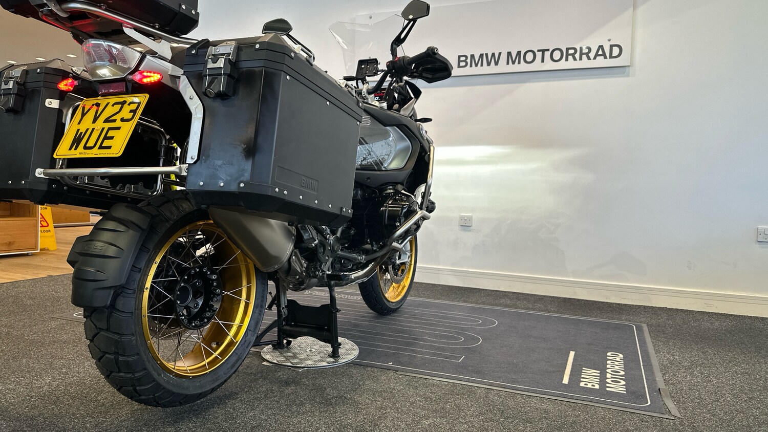 BMW R1250