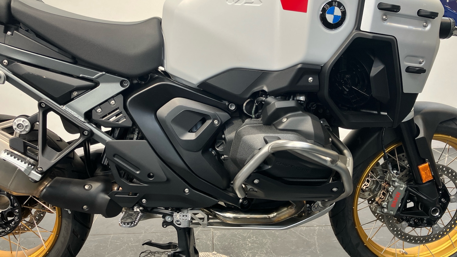 BMW R1300