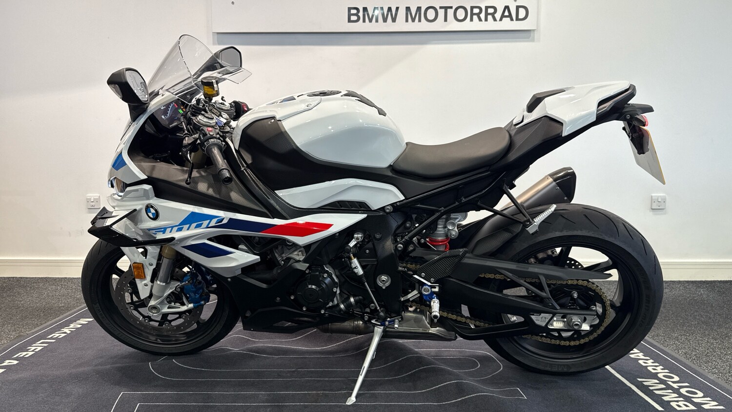 BMW S1000