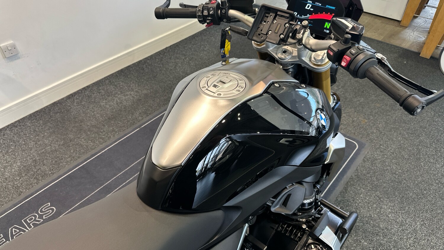 2023 BMW R1250 (23MY) BMW R1250 R SE ROADSTER Petrol Manual - Picture 13 of 24