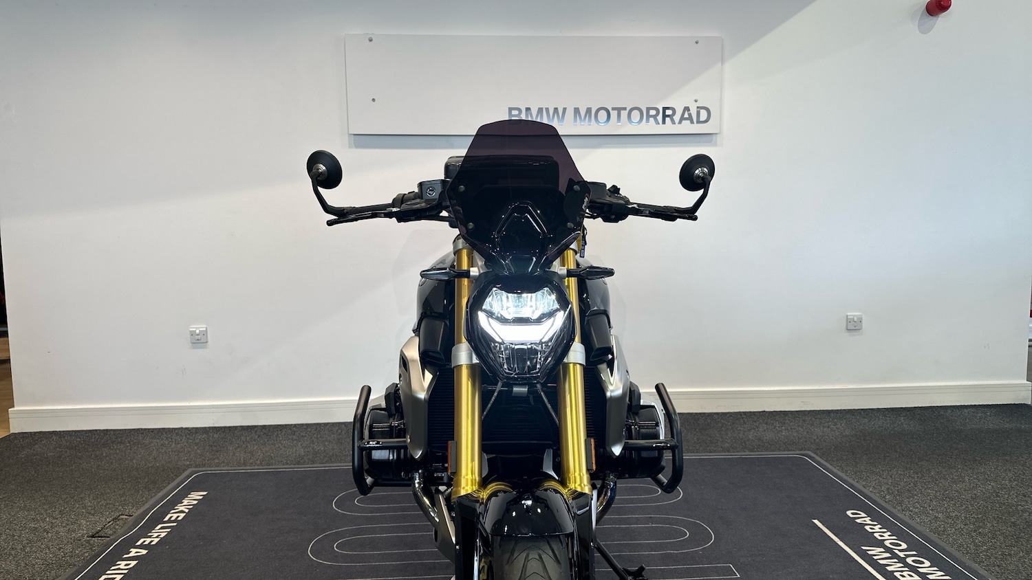 2023 BMW R1250 (23MY) BMW R1250 R SE ROADSTER Petrol Manual - Picture 24 of 24