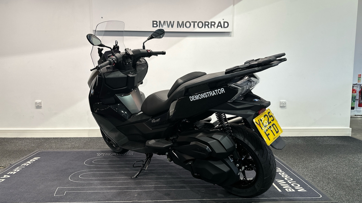 BMW C400