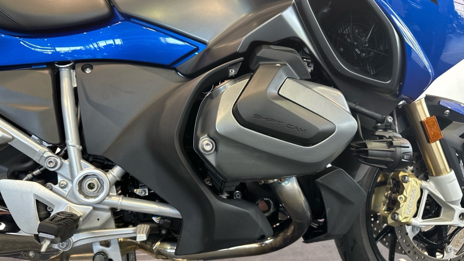 2024 BMW R1250 BMW R1250 RT LE TOURER Petrol Manual - Picture 7 of 24