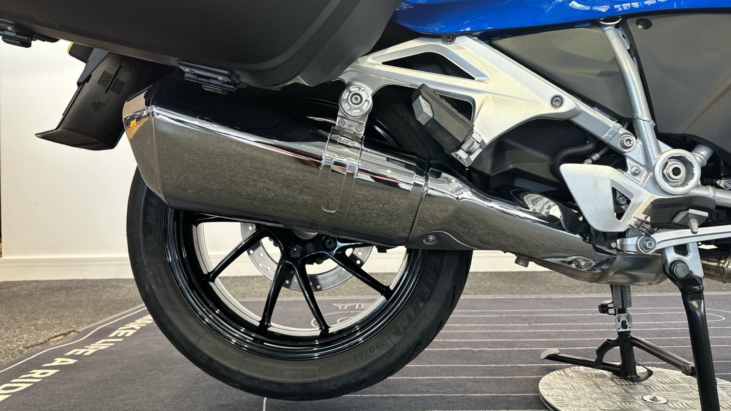 2024 BMW R1250 BMW R1250 RT LE TOURER Petrol Manual - Picture 8 of 24