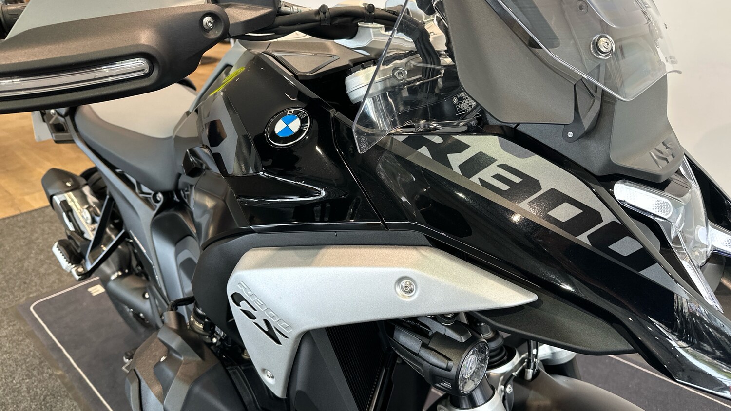 2023 BMW R1300 24 Model Year BMW R1300 GS TE DUEL Petrol Manual - Picture 10 of 24