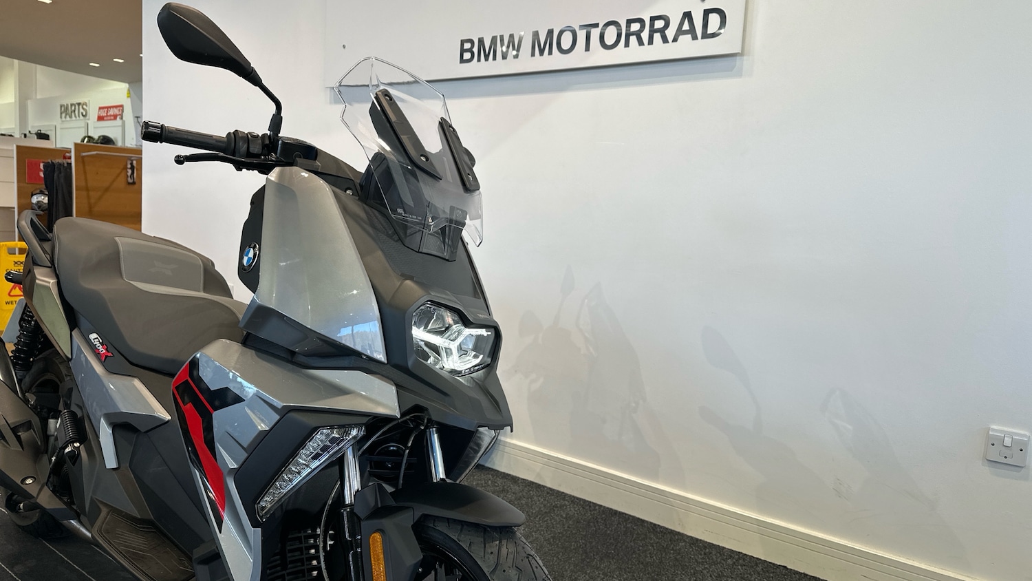 BMW C400