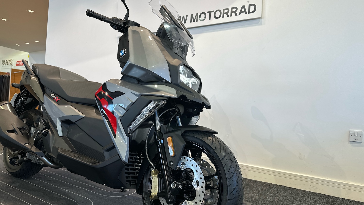 BMW C400