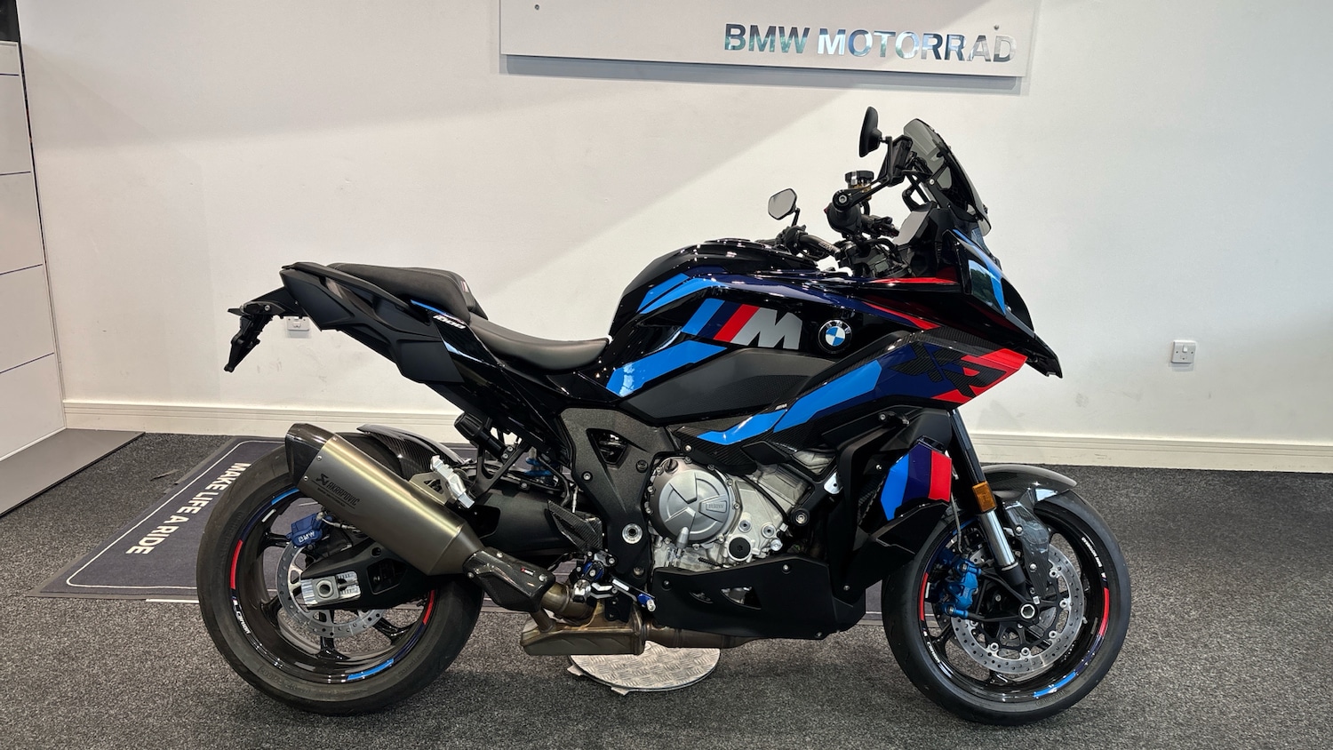 Used BMW M 2024 for sale - 78873208: Photo 2