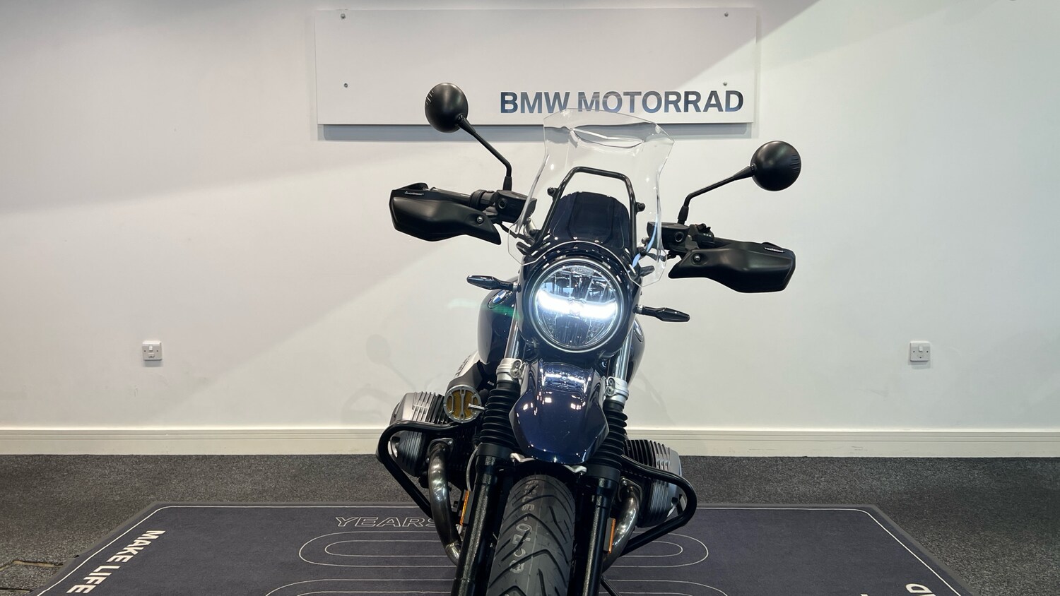 BMW R NINET