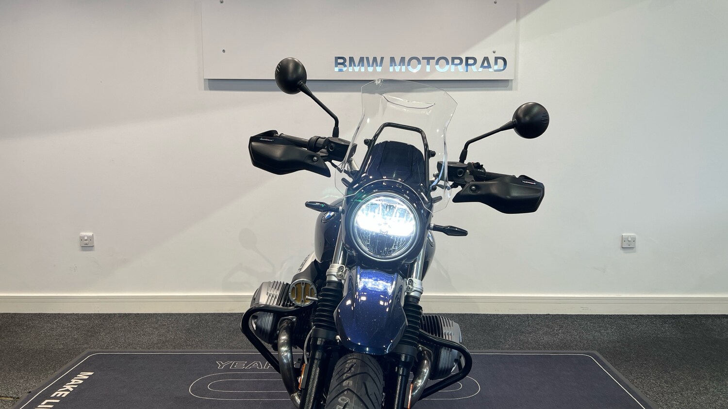 BMW R NINET