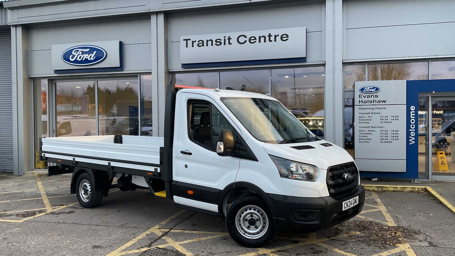 Used Ford Transit 2024 for sale - 76902398: Photo 1