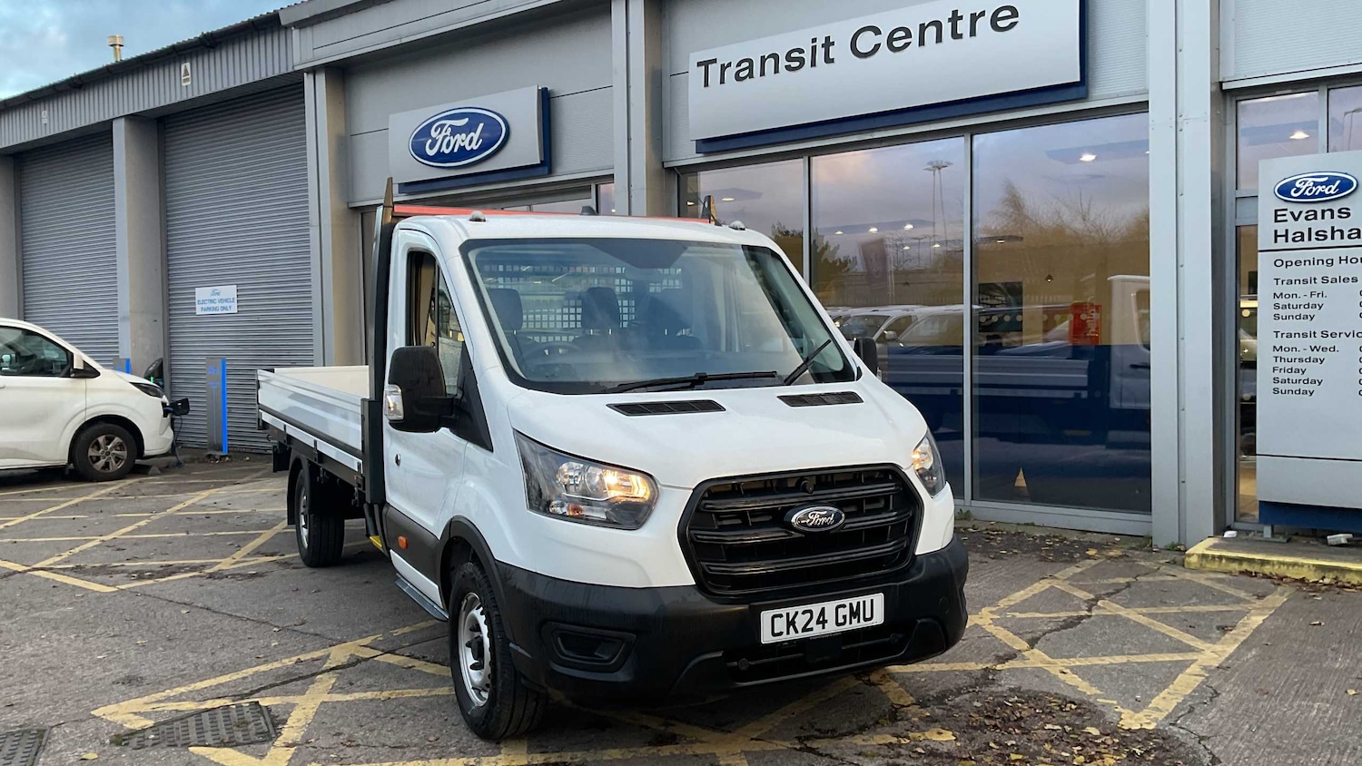Used Ford Transit 2024 for sale - 76902398: Photo 2