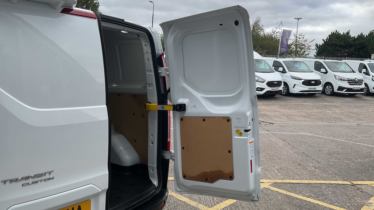 Used Ford Transit Custom 2022 for sale - 76113344: Photo 29