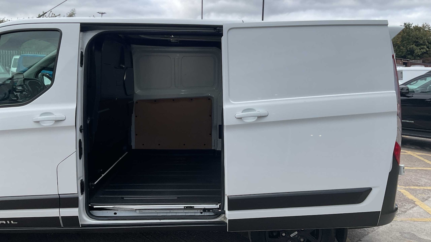 Used Ford Transit Custom 2022 for sale - 76113344: Photo 35