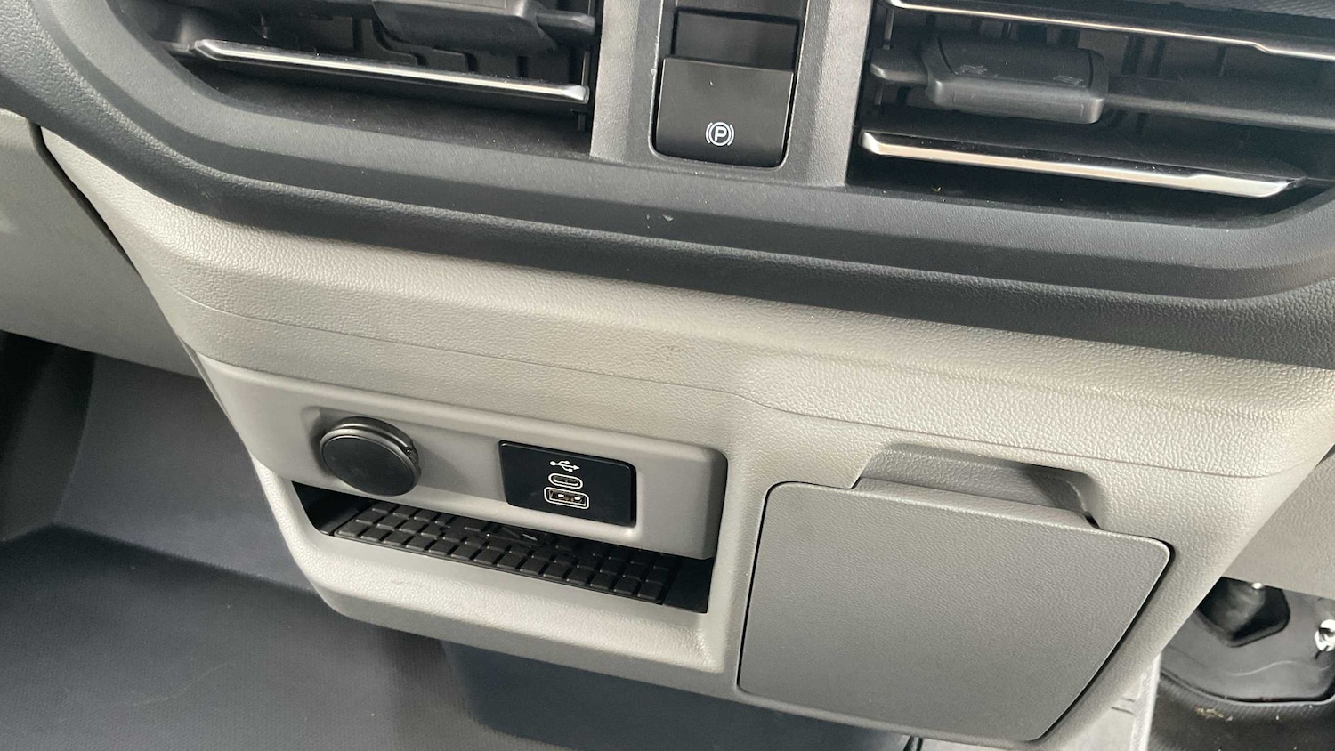 Used Ford Transit Custom 2025 for sale - 77093388: Photo 25