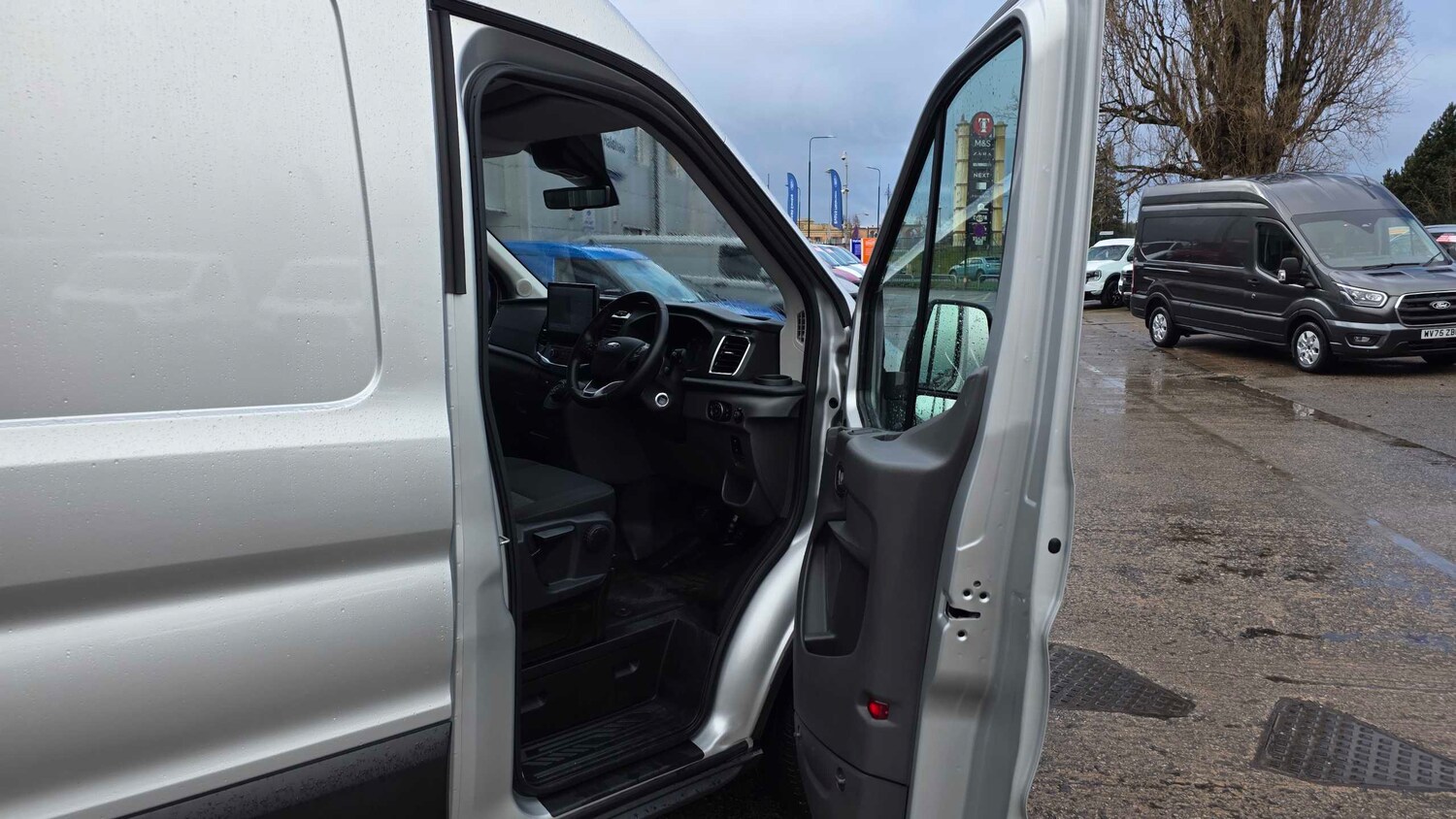 Used Ford Transit 2024 for sale - 77429012: Photo 8