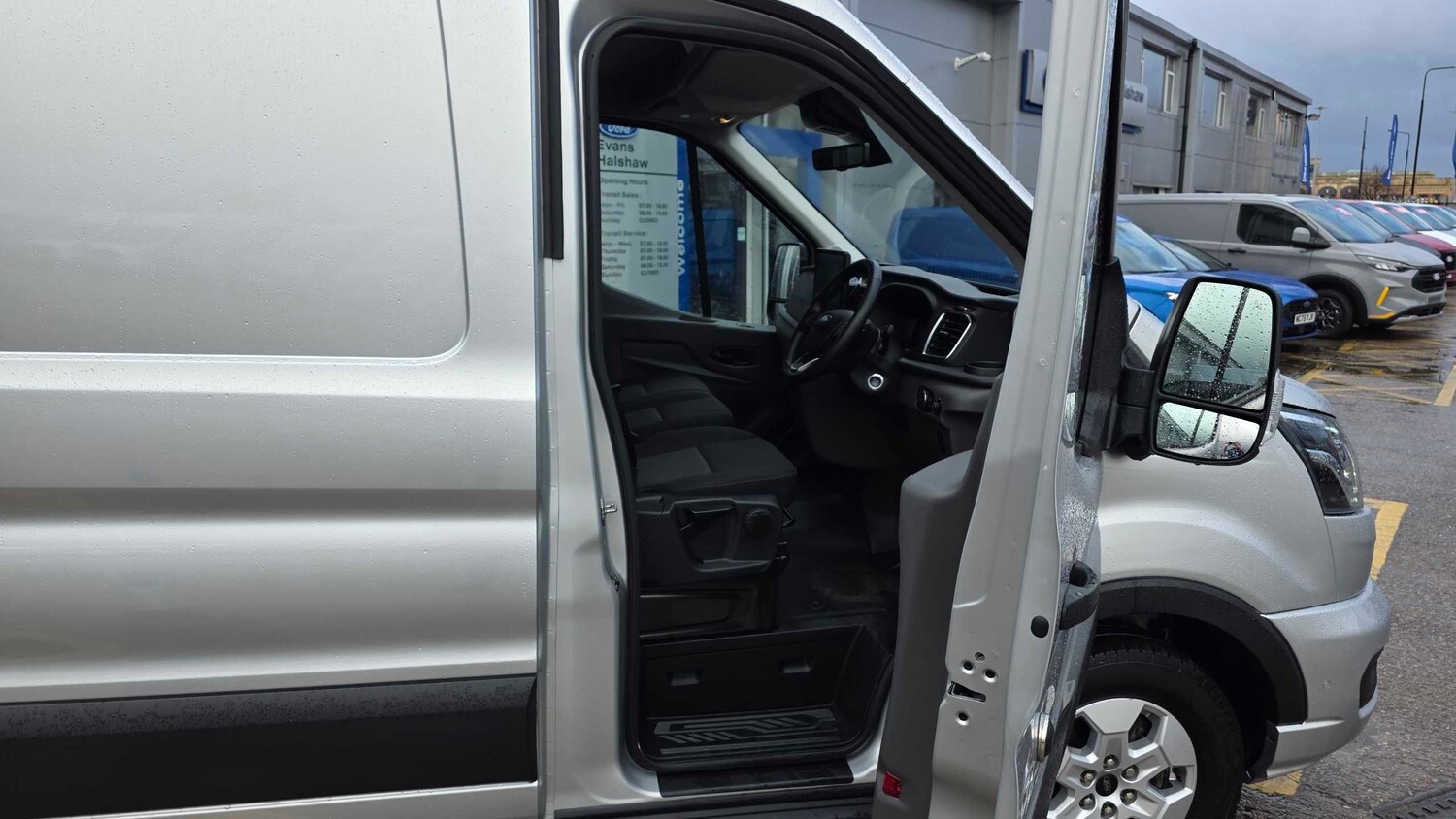 Used Ford Transit 2024 for sale - 77429012: Photo 9