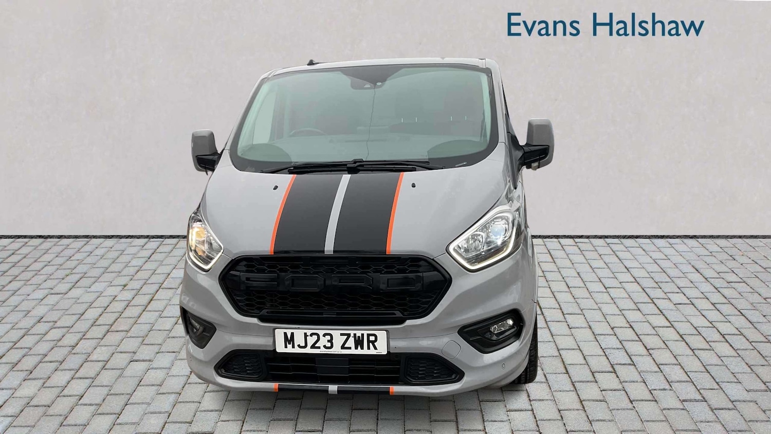 Used Ford Transit Custom 2023 for sale - 77810837: Photo 2