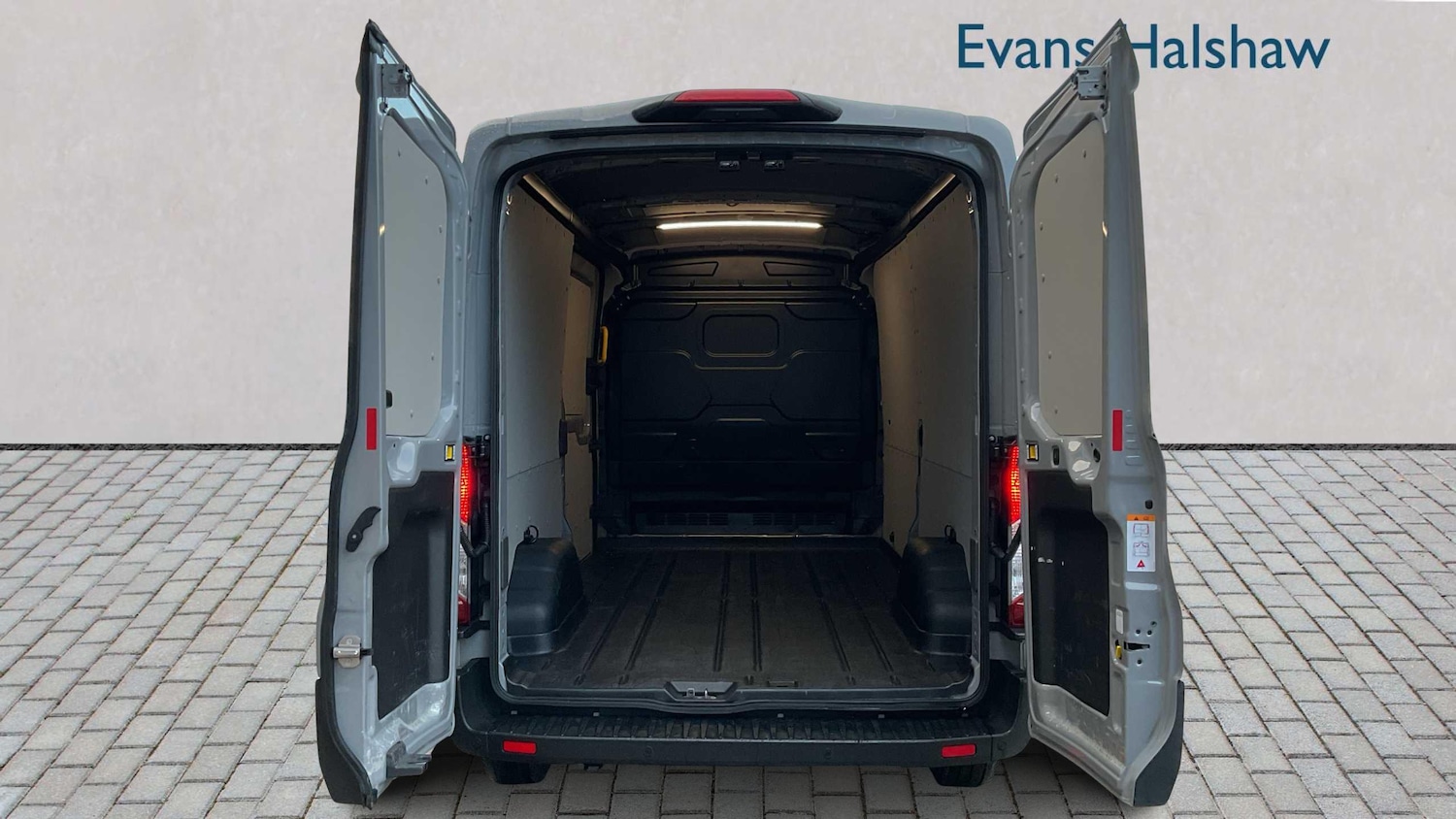 Used Ford Transit 2024 for sale - 77147290: Photo 15