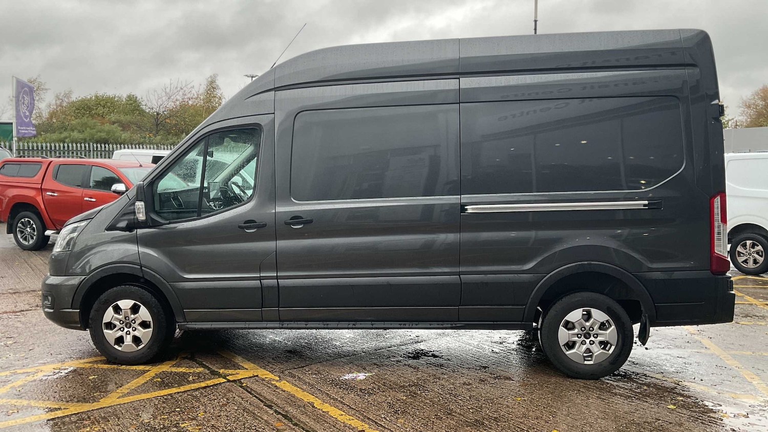 Used Ford Transit 2025 for sale - 76475892: Photo 4