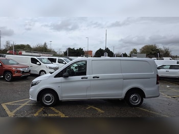 Used Mercedes-Benz Vito 2020 for sale - 76435585: Photo