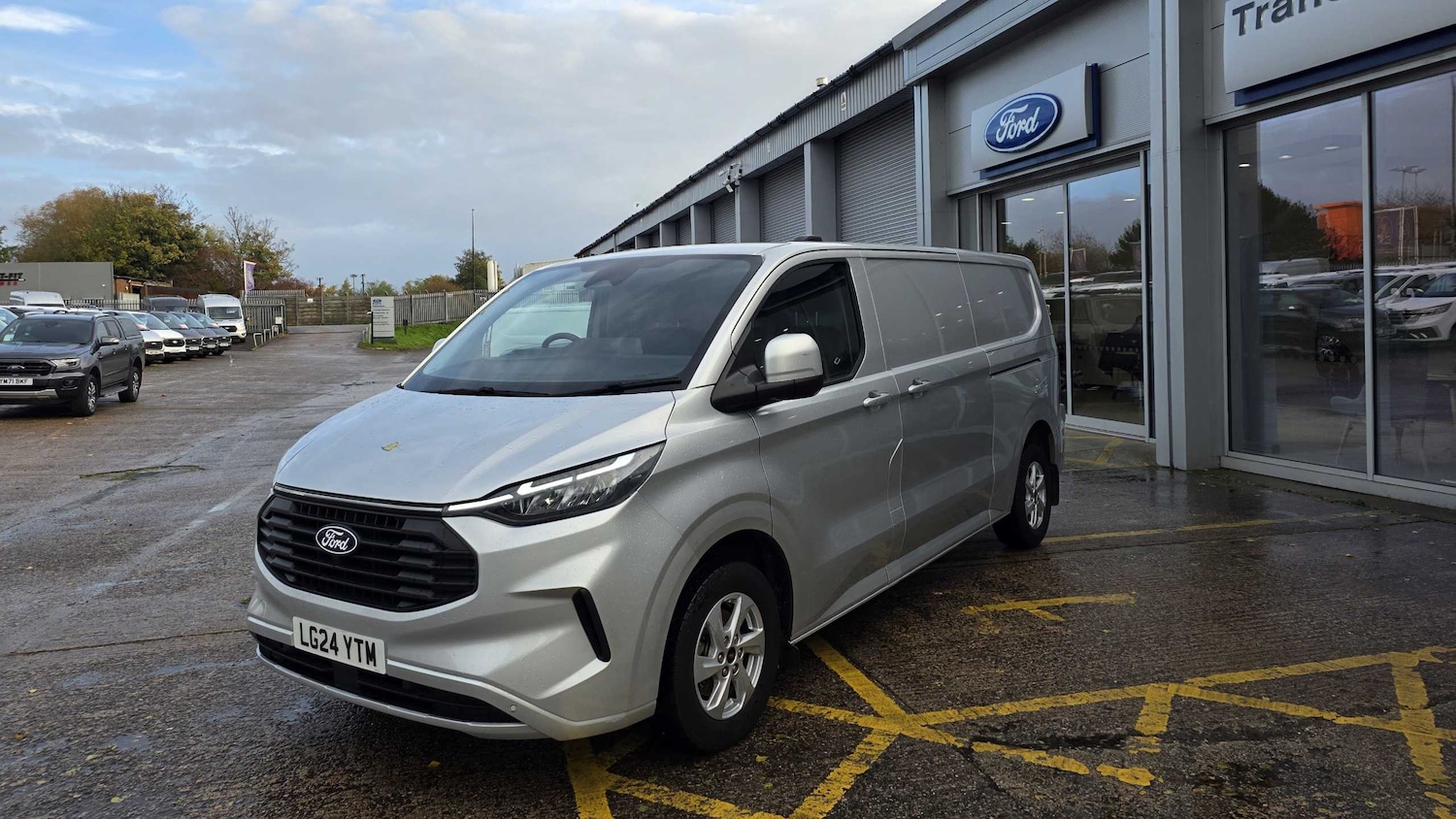 Used Ford Transit Custom 2024 for sale - 76401382: Photo 3