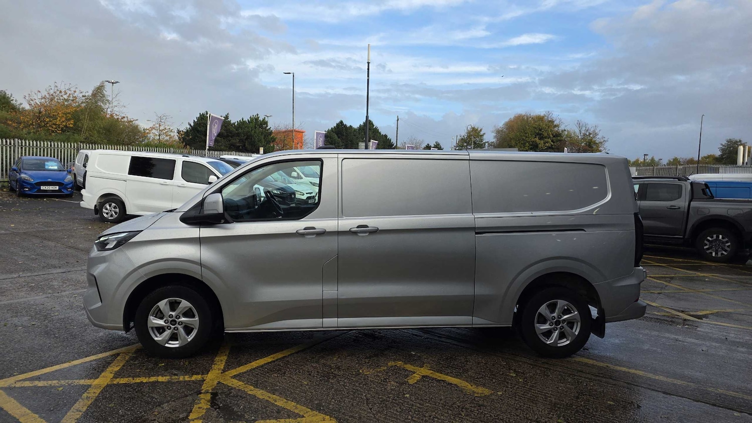 Used Ford Transit Custom 2024 for sale - 76401382: Photo 4