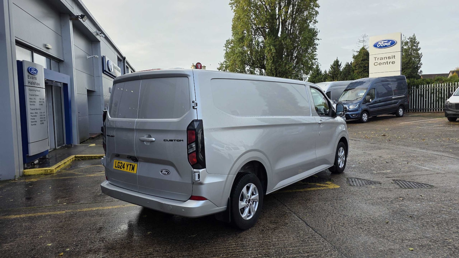 Used Ford Transit Custom 2024 for sale - 76401382: Photo 6