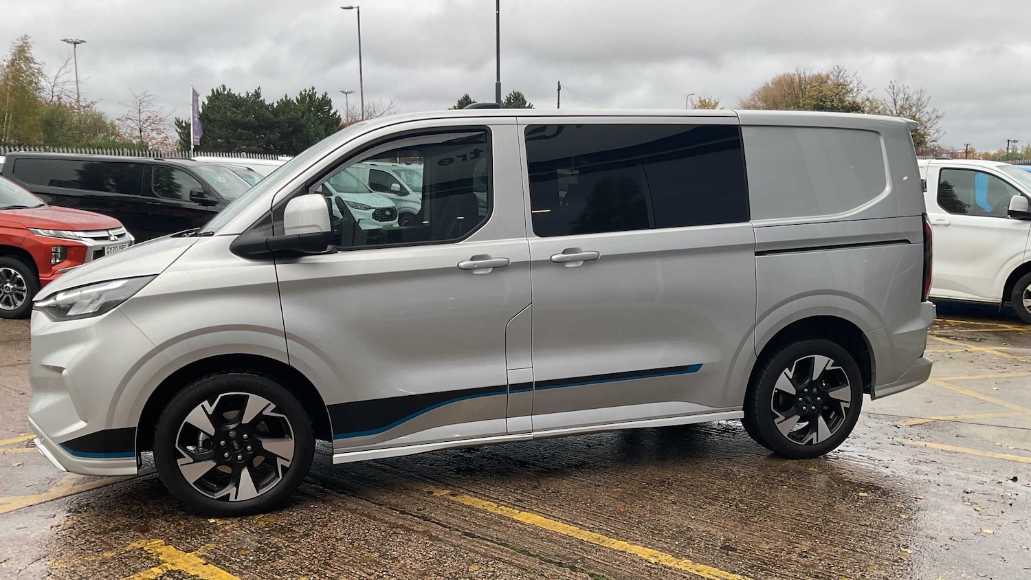 Used Ford Transit Custom 2025 for sale - 76501904: Photo 4