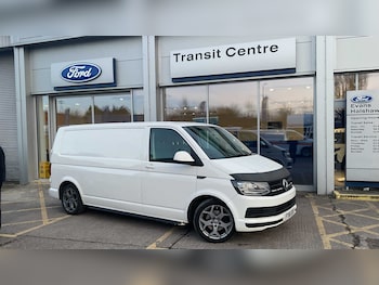 Used Volkswagen Transporter 2018 for sale - 77601375: Photo