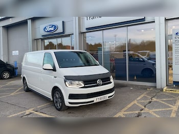 Used Volkswagen Transporter 2018 for sale - 77601375: Photo