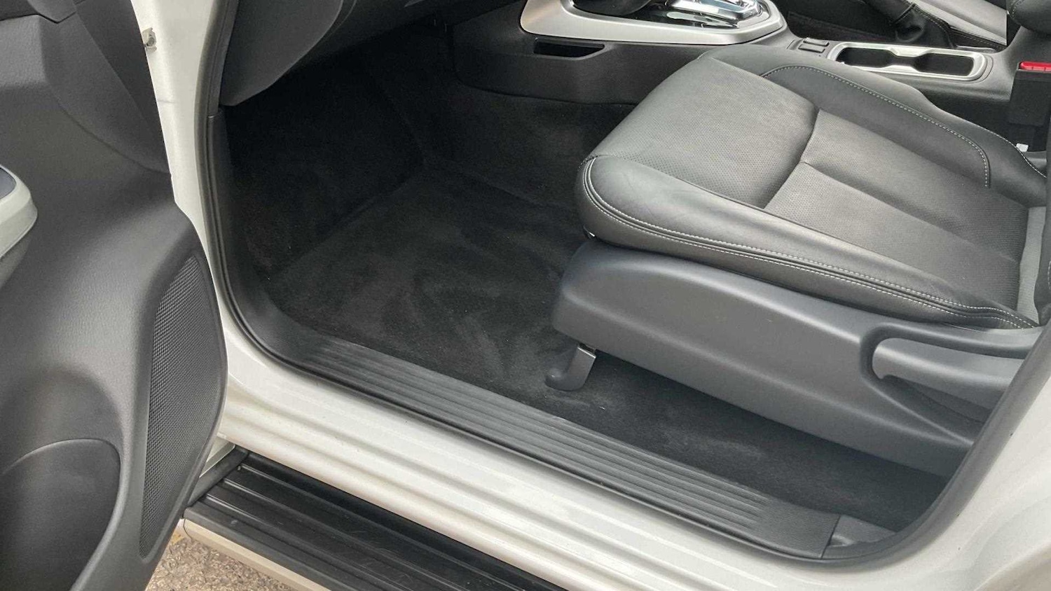 Vehicle 28