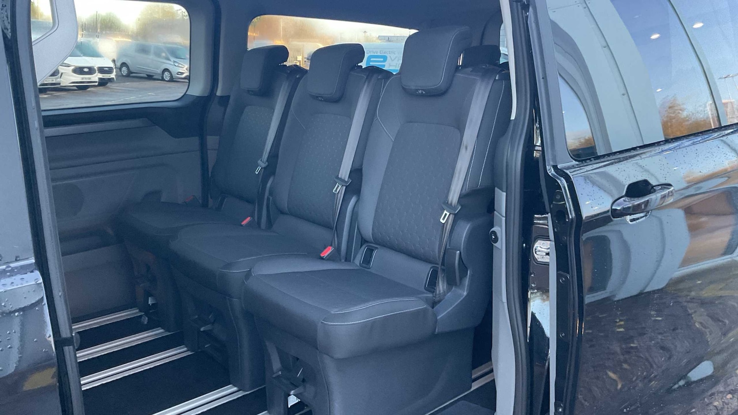 Used Ford Tourneo Custom 2024 for sale - 76373790: Photo 18