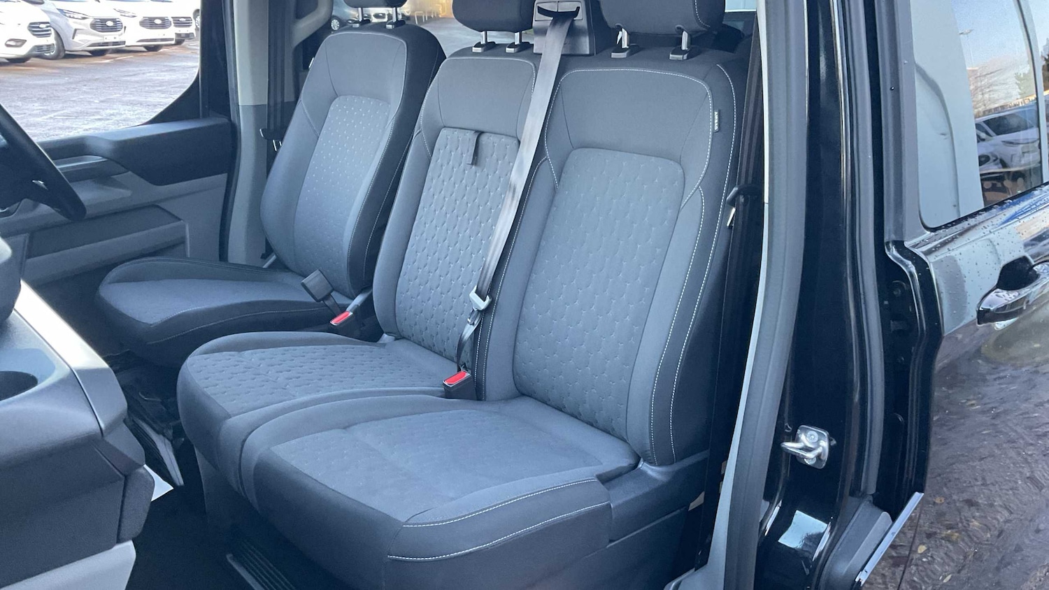 Used Ford Tourneo Custom 2024 for sale - 76373790: Photo 19