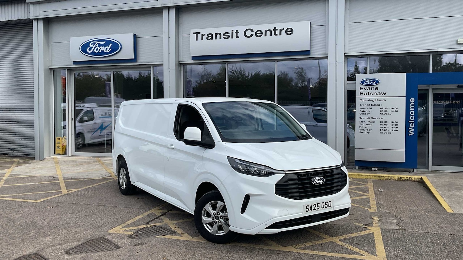 Used Ford Transit Custom 2025 for sale - 76661918: Photo 1