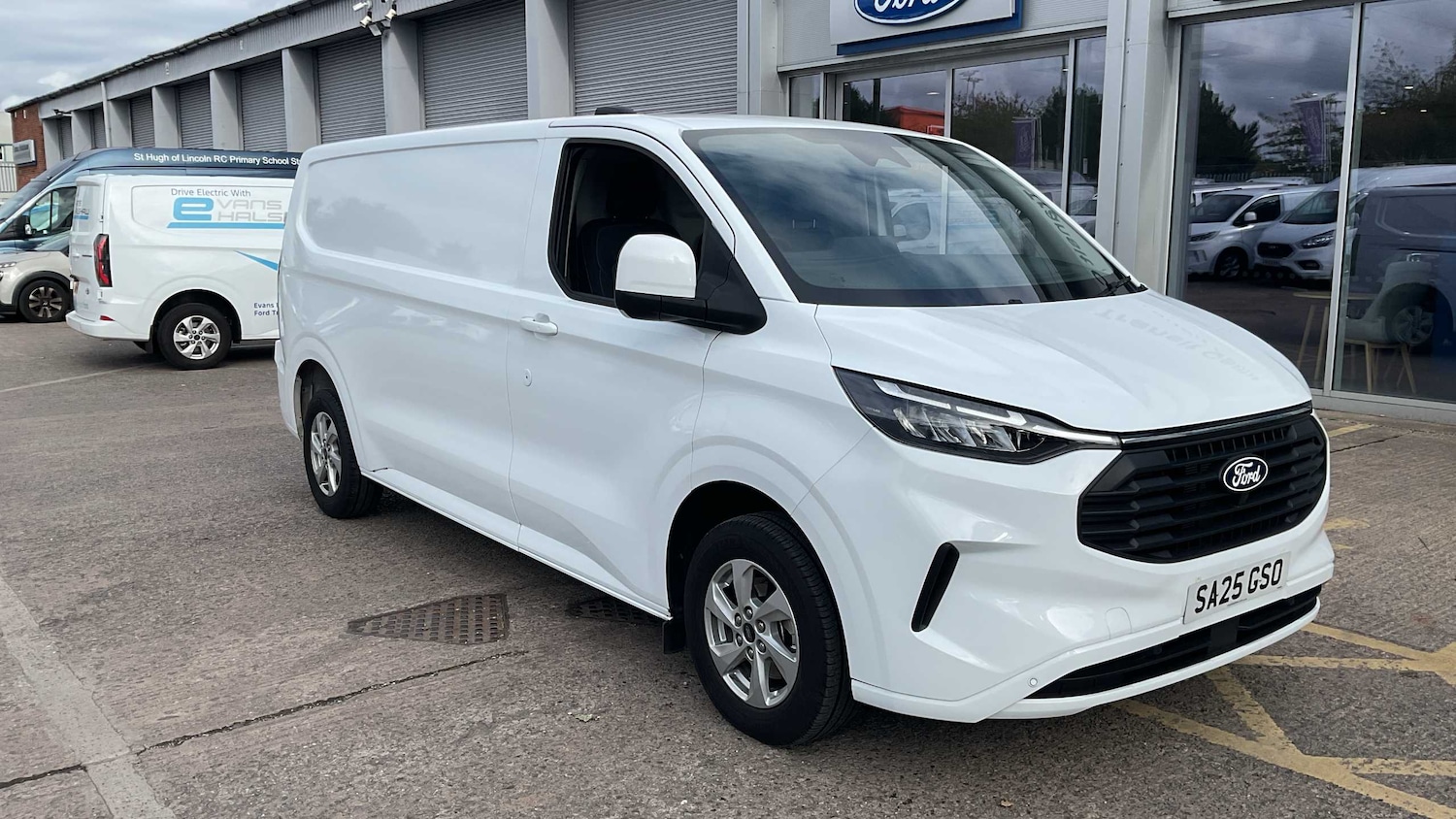 Used Ford Transit Custom 2025 for sale - 76661918: Photo 3