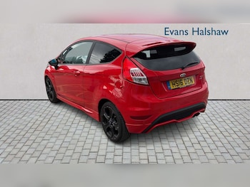 Used Ford Fiesta 2016 for sale - 79376931: Photo