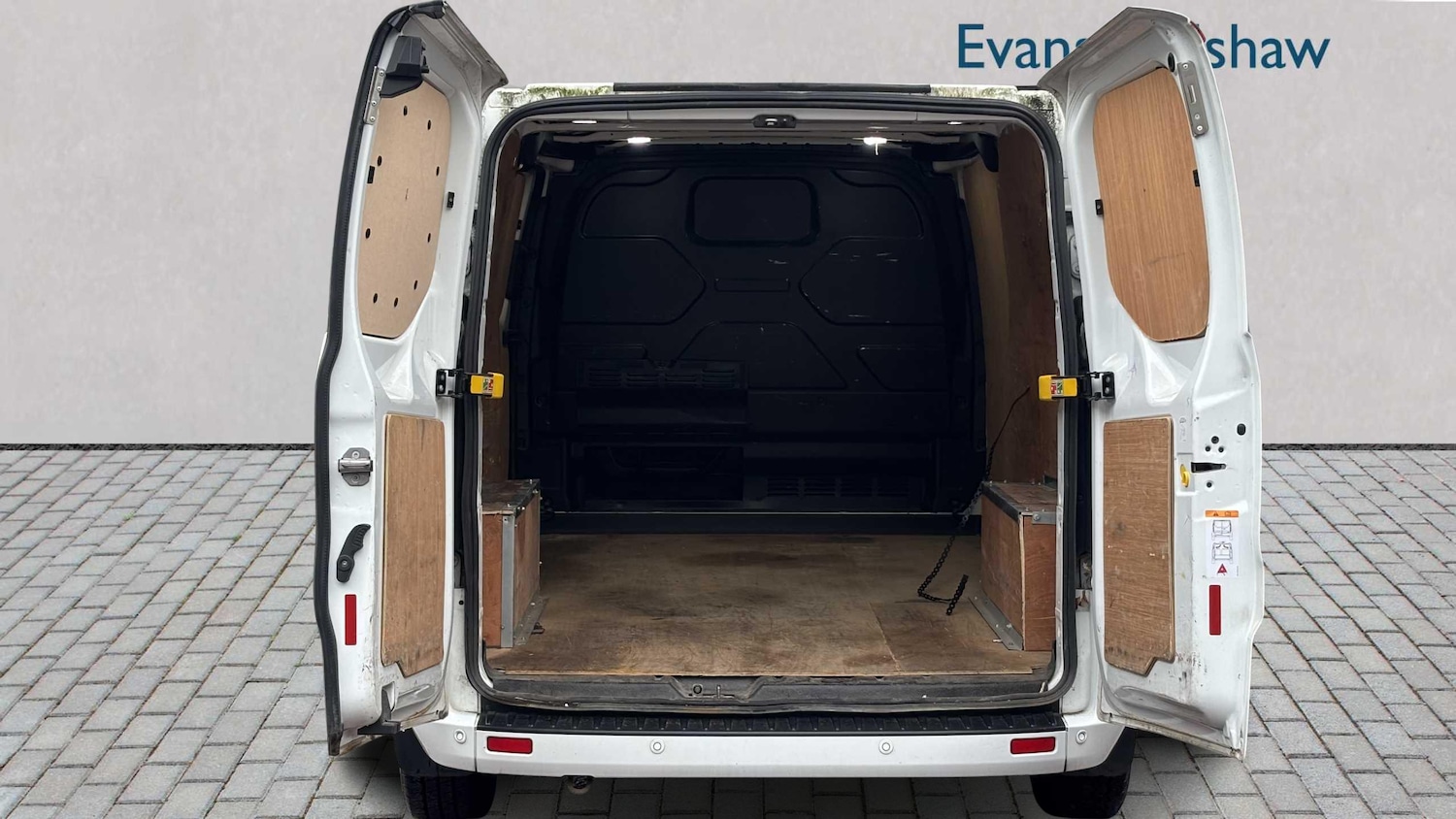 Used Ford Transit Custom 2021 for sale - 77348180: Photo 9