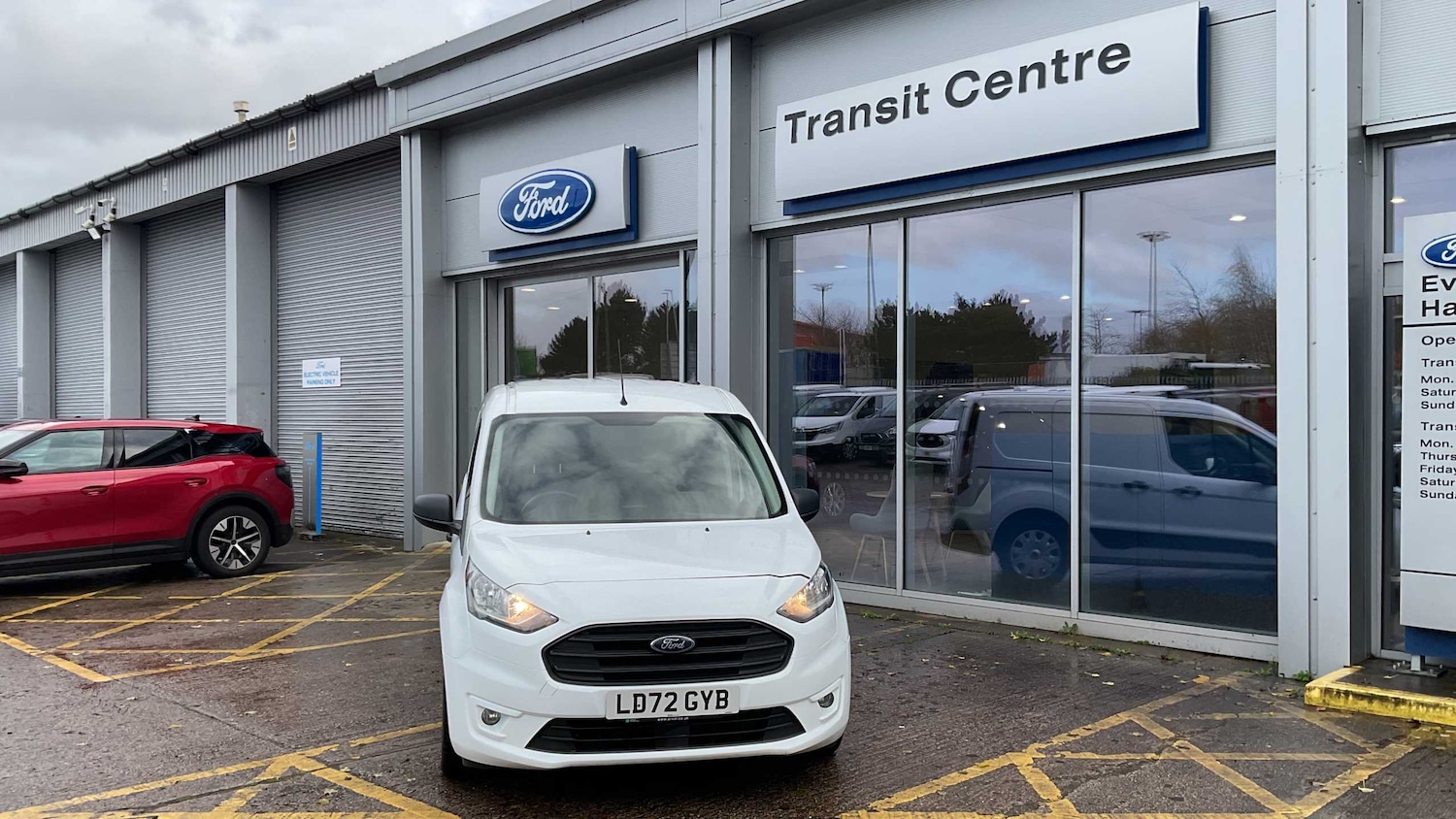 Used Ford Transit Connect 2022 for sale - 76875729: Photo 2