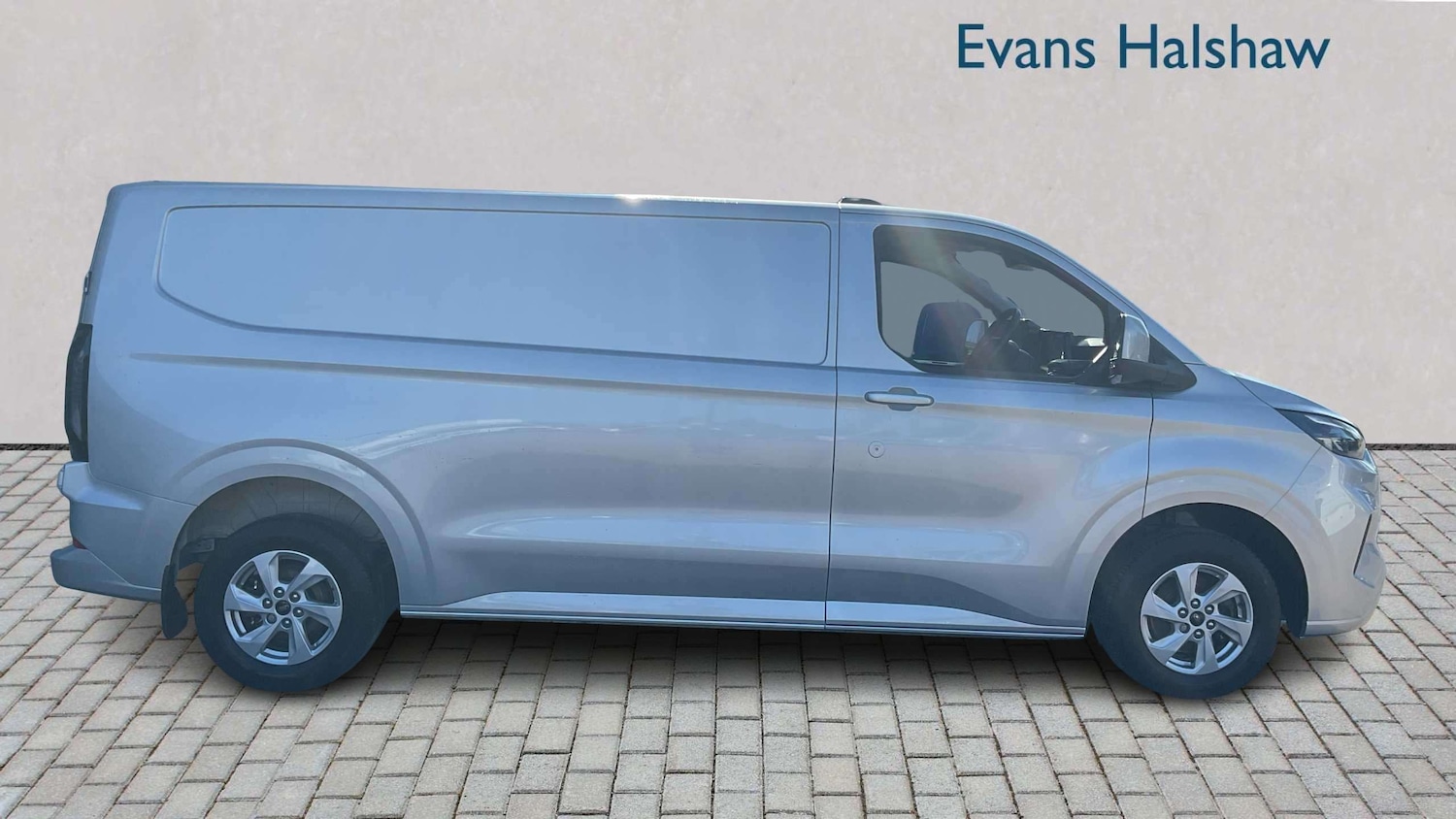 Used Ford Transit Custom 2024 for sale - 77756706: Photo 2