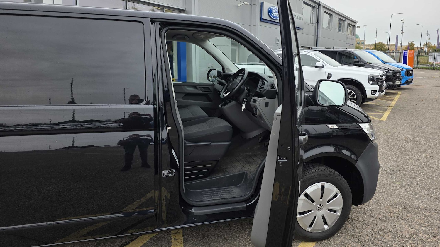 Used Volkswagen Transporter 2022 for sale - 77472592: Photo 12