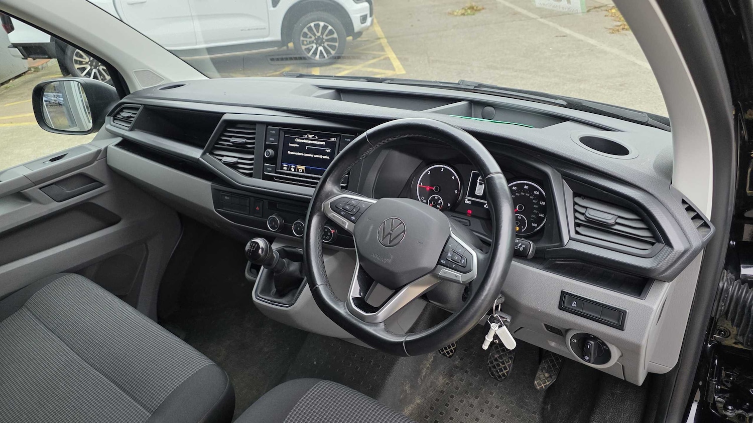 Used Volkswagen Transporter 2022 for sale - 77472592: Photo 13